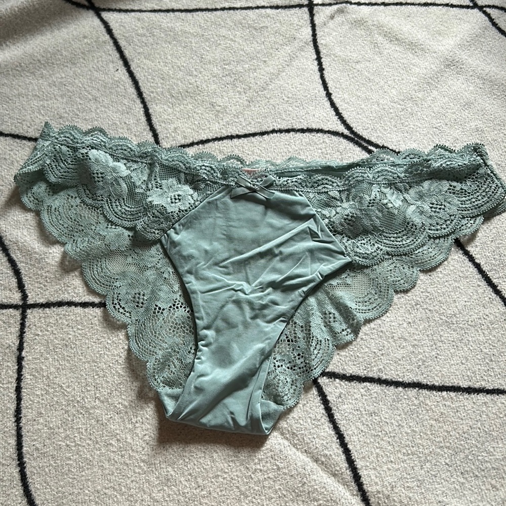 Light Teal Victoria’s Secret NWT panty Dream Angels cheekini sz Med